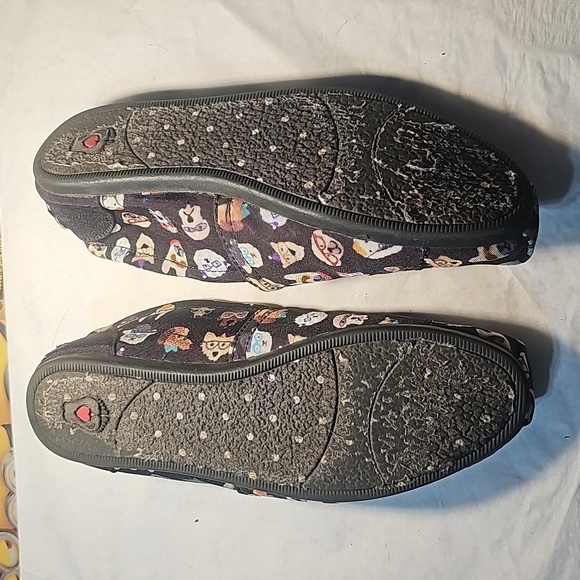 Bobs for Dogs 🐕 Skechers Slipons - Picture 6 of 6